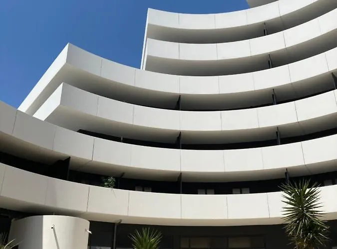 Goelia Le Sylene Aparthotel 3*