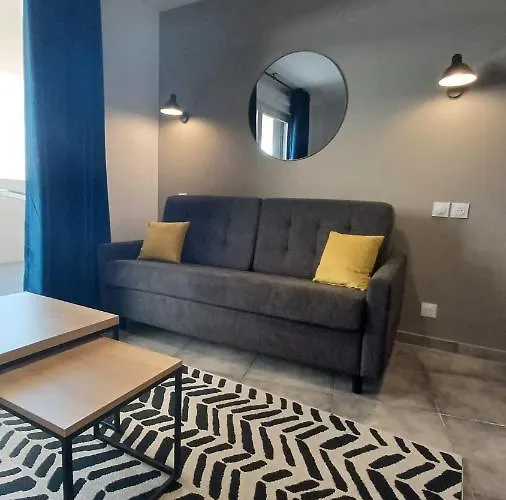 Goelia Le Sylene Aparthotel 3*