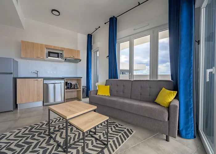 Goelia Le Sylene 아그